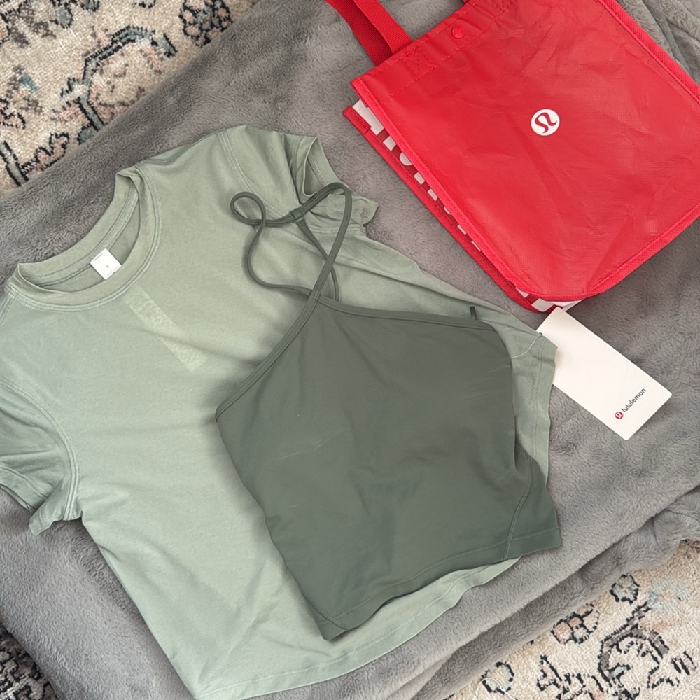 2 piece lululemon tank top and shirt size 0 

Bag included